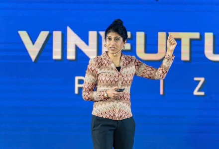 TS. Jayshree Seth: Phụ nữ làm lãnh đạo trong khoa học không là “ngoại lệ”