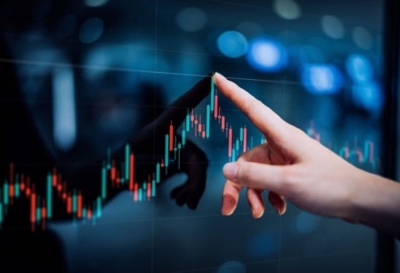 VN-Index giảm mạnh tuần qua, khối ngoại bán ròng hơn 6.400 tỉ đồng