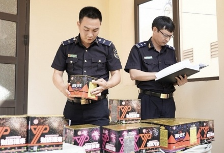 Hải quan phát hiện, xử lý hơn 1.700 vụ buôn lậu, gian lận thương mại