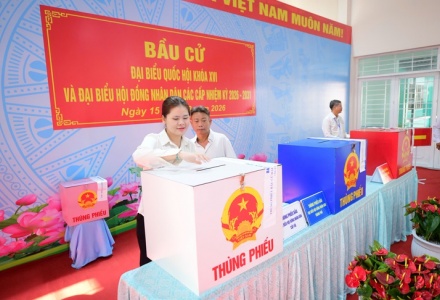 Trên 99,68% cử tri cả nước đi bỏ phiếu bầu cử đại biểu Quốc hội khóa XVI và HĐND các cấp