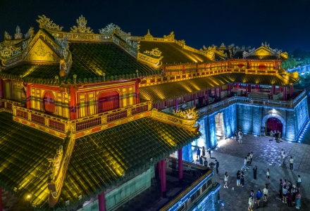 Phóng sự ảnh: Theo dấu di tích cố đô!