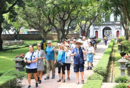 Du lịch Hà Nội đón gần 9 triệu lượt khách, bứt phá nhờ du lịch số