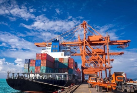 Bộ Công Thương cắt giảm 36 thủ tục xuất nhập khẩu từ ngày 1/5