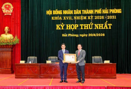 Bốn lãnh đạo TP Hải Phòng nhận huân chương, bằng khen cấp Nhà nước