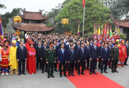 Phú Thọ: Lễ giỗ Đức Quốc Tổ Lạc Long Quân và Dâng hương tưởng niệm Tổ Mẫu Âu Cơ