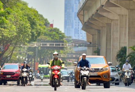 Dự báo thời tiết ngày 11/5: Bắc Bộ có mưa dông vài nơi, Nam Bộ nắng nóng