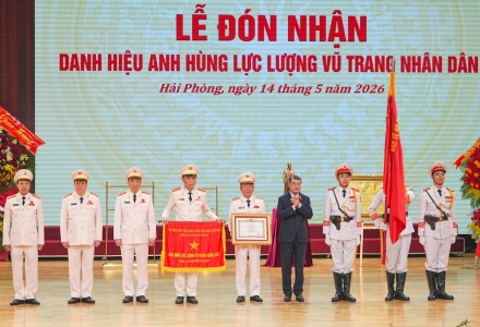 Thủ tướng trao danh hiệu Anh hùng LLVTND cho Công an Hải Phòng 