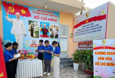 TP.HCM rộn ràng chuỗi hoạt động kỷ niệm 136 năm Ngày sinh Chủ tịch Hồ Chí Minh