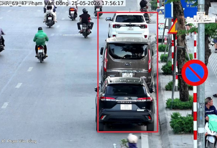 Công an Hà Nội thí điểm dùng UAV giám sát trật tự đô thị