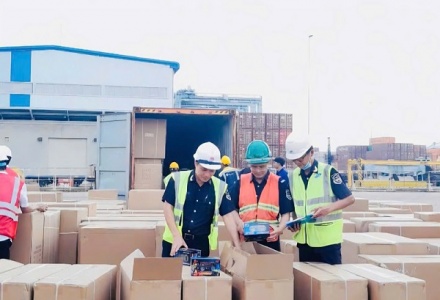 Lực lượng Hải quan tạm giữ gần 12.000 sản phẩm nghi hàng giả và vi phạm nhập khẩu     