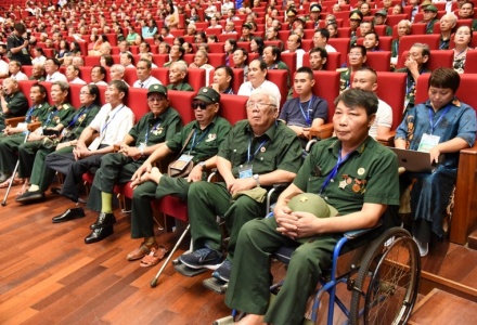 Gần 476 tỷ đồng tặng quà cho người có công nhân dịp kỷ niệm ngày Thương binh - Liệt sĩ