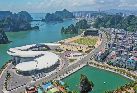 Quảng Ninh kiến tạo không gian, hướng tới đô thị di sản xanh toàn cầu