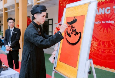 Nghệ nhân Quốc gia Phạm Văn Chiến: “Giữ gìn hồn chữ Việt cũng là giữ gìn hồn cốt dân tộc” 