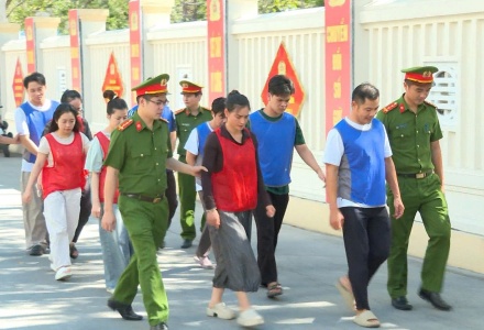 Thanh Hóa: Triệt phá đường dây buôn lậu kim cương xuyên quốc gia