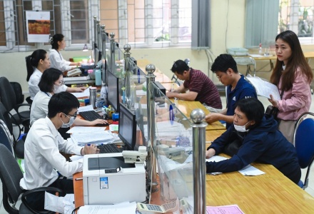 Bộ Nội vụ hướng dẫn mới về chế độ cho người hoạt động không chuyên trách thôn, tổ dân phố
