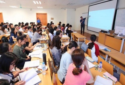 Tăng cường giáo dục lý luận chính trị, lý tưởng cách mạng trong hệ thống giáo dục quốc dân