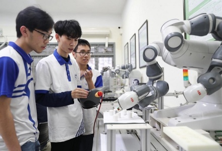 Phấn đấu đến năm 2035, Việt Nam là quốc gia có nhân lực Al hàng đầu khu vực