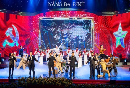 Ấn tượng Chương trình nghệ thuật 'Nắng Ba Đình' chào mừng kỷ niệm 81 năm Ngày Cách mạng Tháng Tám