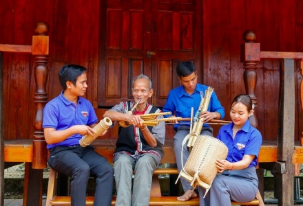 Chính sách đãi ngộ nghệ nhân: Động lực tiếp sức cho 'báu vật sống' giữ lửa di sản