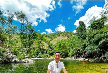 Chàng cử nhân luật người Pa Kô và hành trình 'đánh thức' dòng suối ngàn A Lin