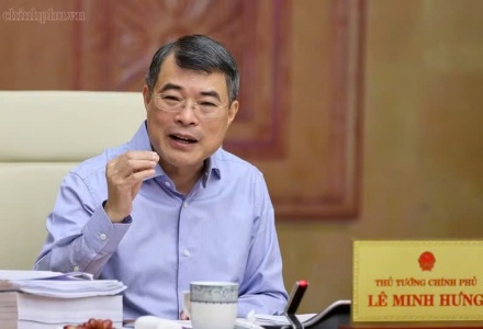 Không để thủ tục hành chính “phình to” khi xuống địa phương