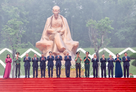 Tổng Bí thư, Chủ tịch nước Tô Lâm dự lễ khánh thành tượng đài 'Bác Hồ với Ngày hội non sông'