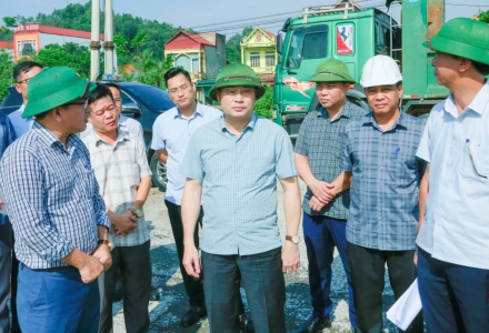 Thanh Hoá: Đẩy nhanh giải ngân, xử lý dứt điểm các dự án chậm tiến độ