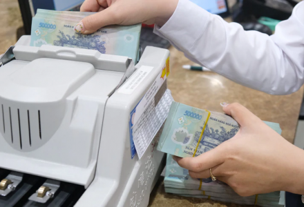 NHNN làm rõ quy định giám sát phòng chống rửa tiền với khách VIP