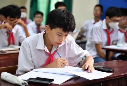 Bộ GD&ĐT đề xuất thi vào lớp 10 chỉ với 2 môn Toán và Ngữ văn