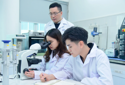 Bố trí ngân sách khoảng 0,1% GDP cho công tác nhân tài