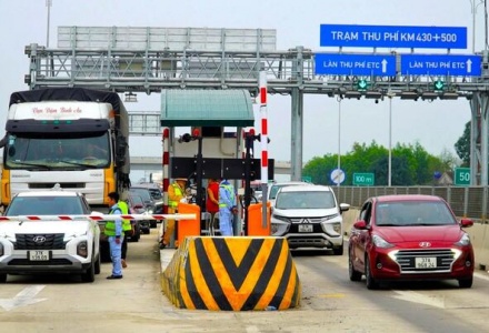 Bộ Xây dựng làm rõ đề xuất thu phí 6.600 đồng/tháng của VETC và ePass