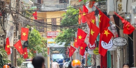 Bộ Nội vụ: Không có chủ trương hoán đổi để nghỉ 9 ngày dịp lễ 30/4 – 1/5