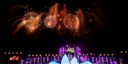 Carnaval Hạ Long 2026: 'Đại tiệc' ánh sáng rực rỡ bên bờ vịnh di sản