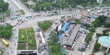 Hà Nội xây 4 bãi đỗ xe kết hợp trạm sạc quy mô lớn phục vụ hạn chế xe xăng vào nội đô