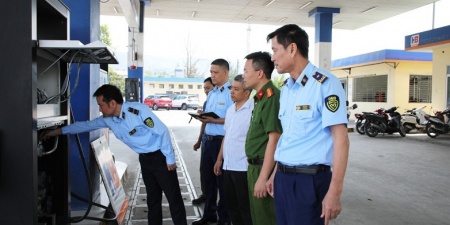Quảng Ninh siết chặt kiểm tra, thực hiện các giải pháp chống buôn lậu và gian lận xăng dầu