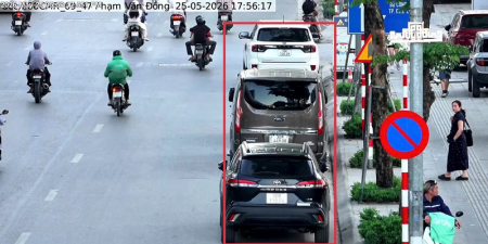 Công an Hà Nội thí điểm dùng UAV giám sát trật tự đô thị