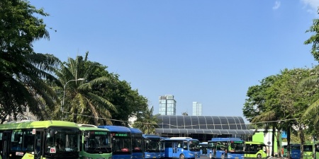 TP. HCM đặt mục tiêu sử dụng 100% xe buýt điện và năng lượng xanh vào năm 2027