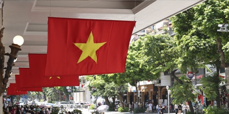 Hà Nội rợp bóng cờ đỏ sao vàng, tưng bừng không khí Quốc khánh 2/9