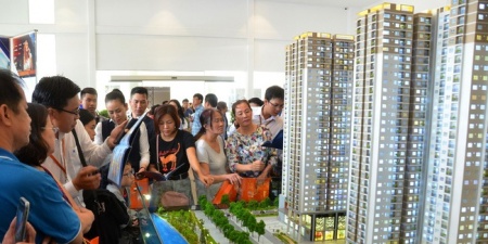 Doanh nghiệp bất động sản kẹt dòng tiền và gánh nặng chi phí vốn