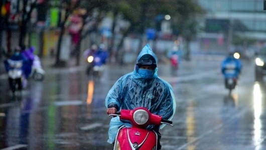 Thời tiết ngày 27/4: Miền Bắc mưa to diện rộng, cảnh báo lốc, sét 