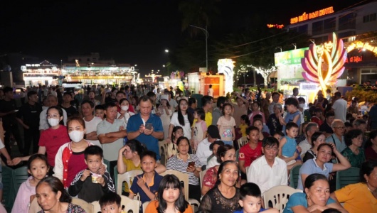 Khai mạc Lễ hội du lịch biển Hải Tiến năm 2025