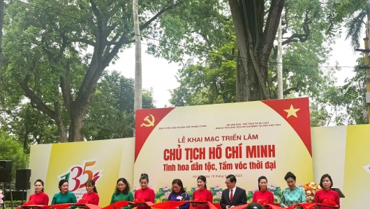 Nhiều hoạt động ý nghĩa dịp kỷ niệm 135 năm Ngày sinh Chủ tịch Hồ Chí Minh