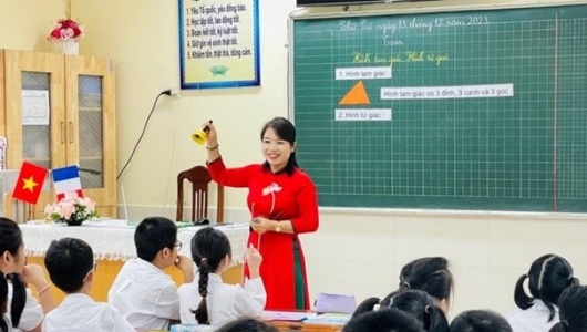Lương của nhà giáo được xếp cao nhất trong hệ thống thang bậc lương hành chính sự nghiệp