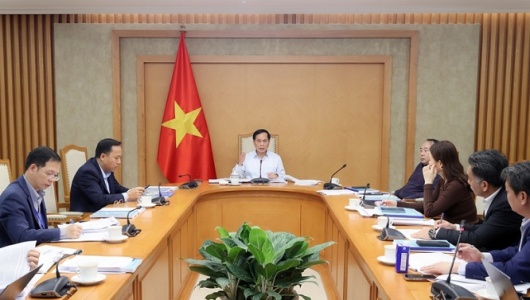 Phó Thủ tướng Bùi Thanh Sơn chủ trì cuộc họp về Diễn đàn Kinh tế mùa Thu 2025