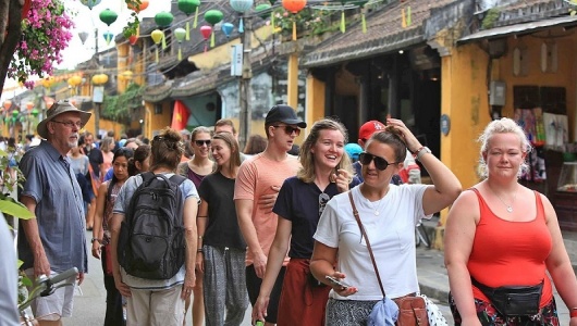 Ngành du lịch đón hơn 1,73 triệu khách quốc tế trong tháng 10