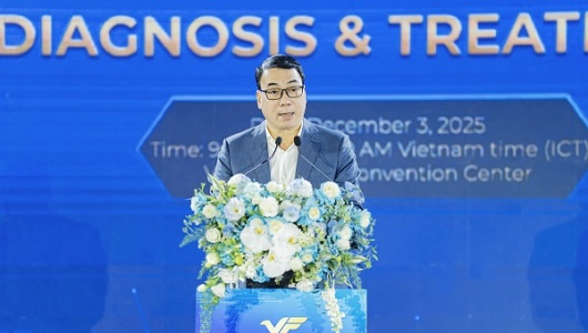 Nhà khoa học VinFuture hé lộ “vũ khí của tương lai” trong cuộc đối đầu với kháng kháng sinh và ung thư 