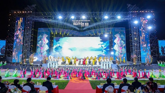 Hà Tĩnh kỷ niệm 260 năm Ngày sinh Đại thi hào Nguyễn Du