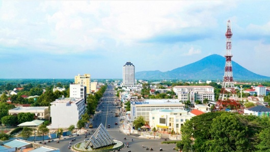 Tây Ninh cần bứt phá tăng trưởng 2 con số, trở thành động lực mới vùng phía Nam