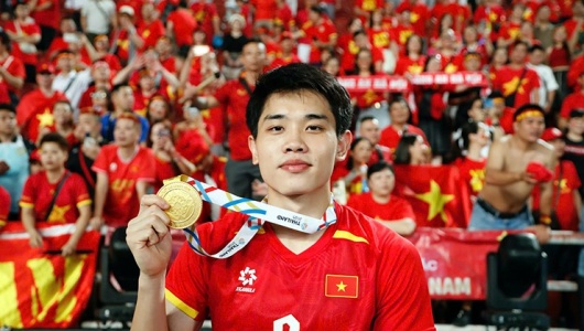 Tiền đạo Đình Bắc góp mặt trong danh sách rút gọn Quả bóng vàng Việt Nam 2025