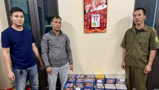 Hải Phòng: Bắt giữ đối tượng tàng trữ, vận chuyển trái phép hơn 115kg pháo